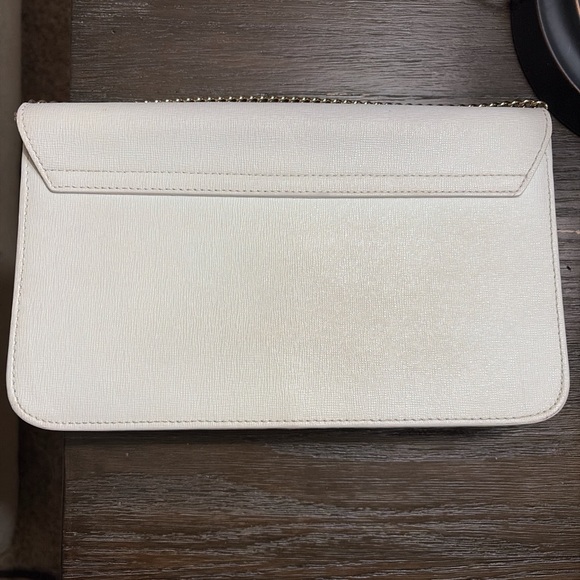 FURLA JULIA SAFFIANO White Clutch with Silver Crossbody Chain and Furla Dusty - Picture 6 of 10